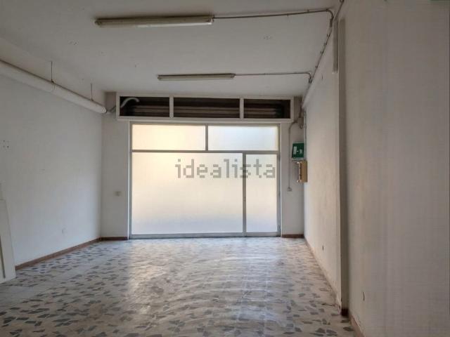 Locale in vendita di 100 m² in Via Piave, 70