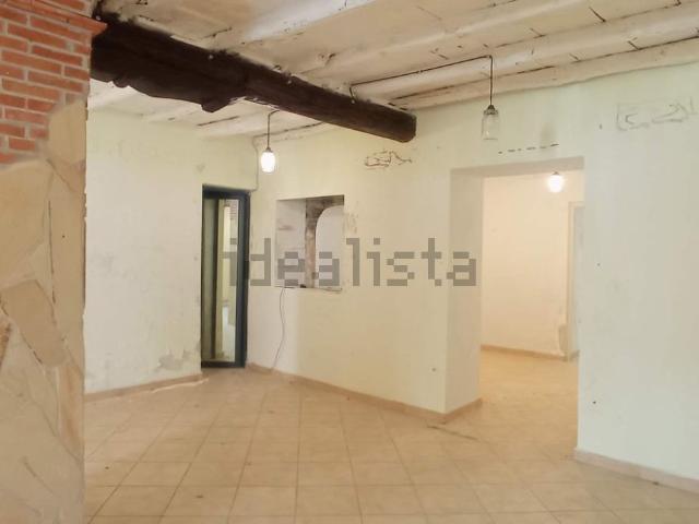 Locale in vendita di 100 m² in Via Umberto I°
