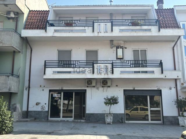 Locale in vendita di 100 m² in Viale della Storia