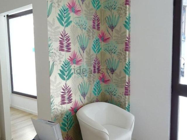 Locale in vendita di 100 m² in Viale Martiri della Libertà