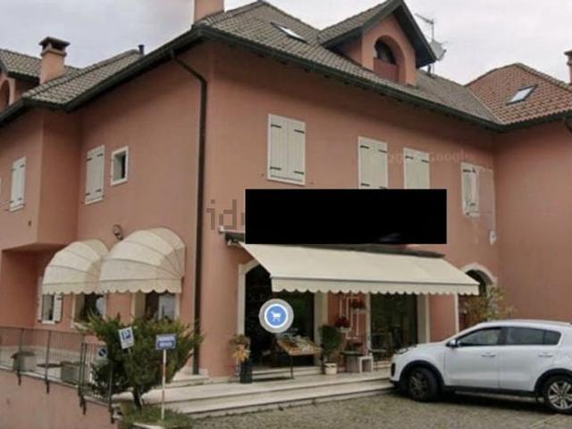 Locale in vendita di 100 m² in Viale Marconi
