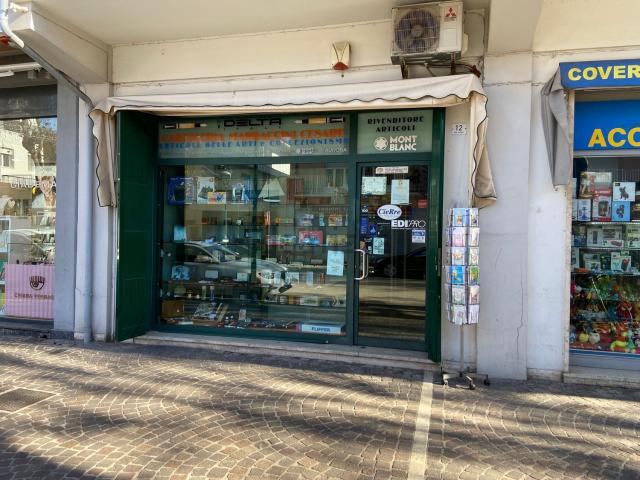 Locale in vendita di 100 m² in Viale Orsini