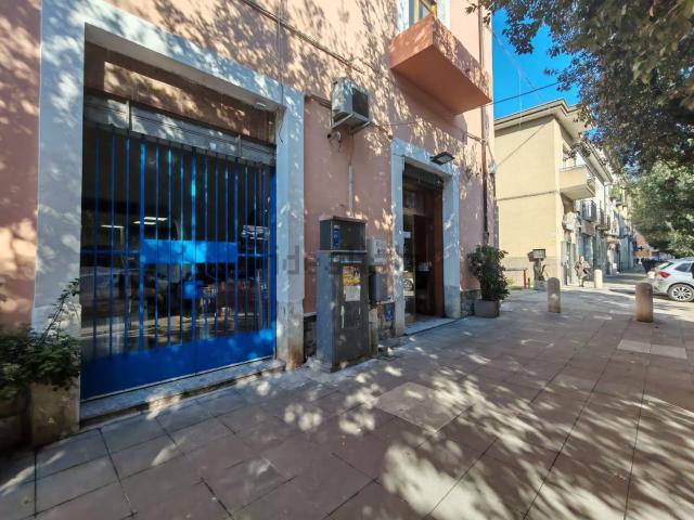 Locale in vendita di 100 m² in Viale Principe di Napoli