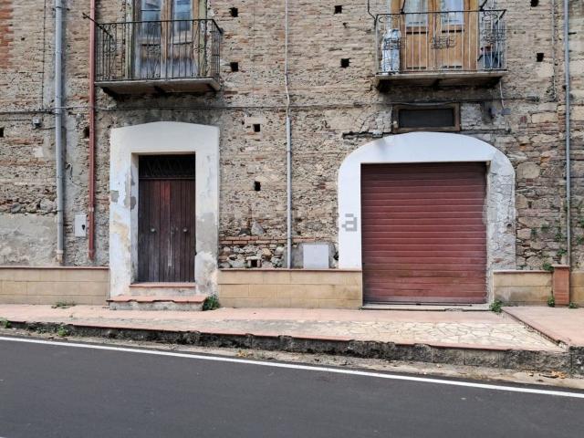 Locale in vendita di 100 m² in Corso Vittorio Emanuele II, 13