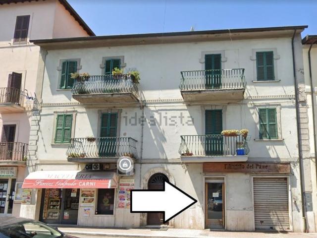 Locale in vendita di 100 m² in Corso garibaldi, 96