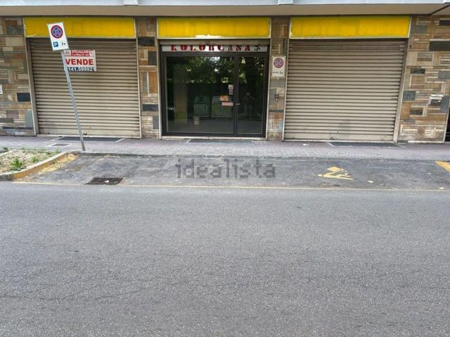 Locale in vendita di 100 m² in Corso Pietro Chiesa, 53