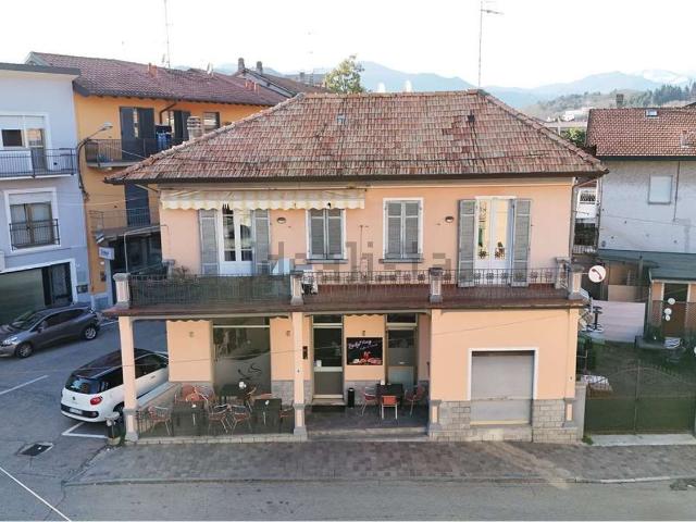 Locale in vendita di 100 m² in Piazza Ferrari Ardicini