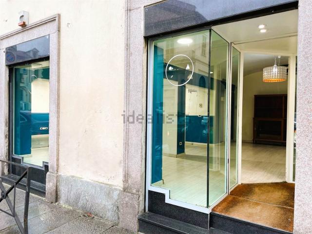 Locale in vendita di 100 m² in Piazza Urbano Rattazzi, 1