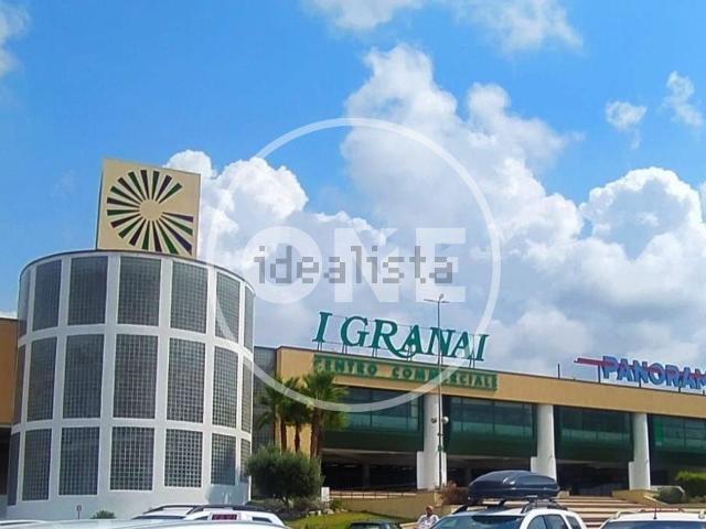 Locale in vendita di 102 m² in Via Mario Rigamonti, 100