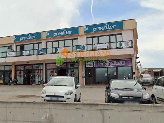 Locale in vendita di 1033 m² in Via Corsica, 152