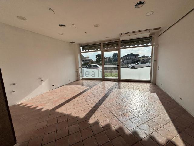 Locale in vendita di 103 m²