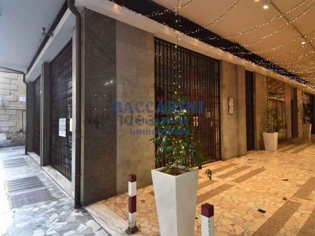 Locale in vendita di 105 m² in Corso Giuseppe Mazzini, 54