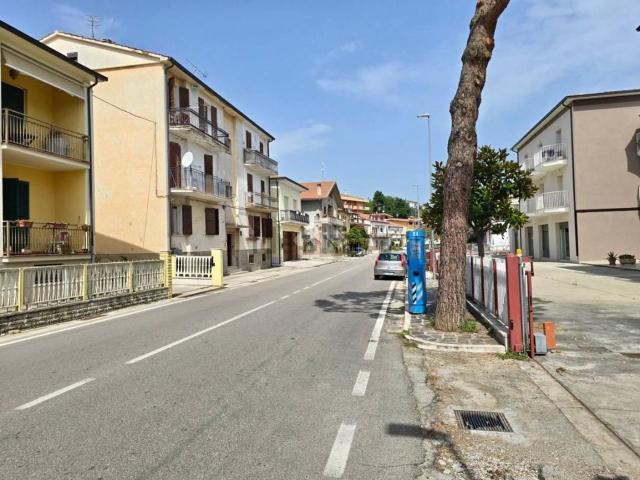 Locale in vendita di 107 m² in Via Ponte Cavalcavia