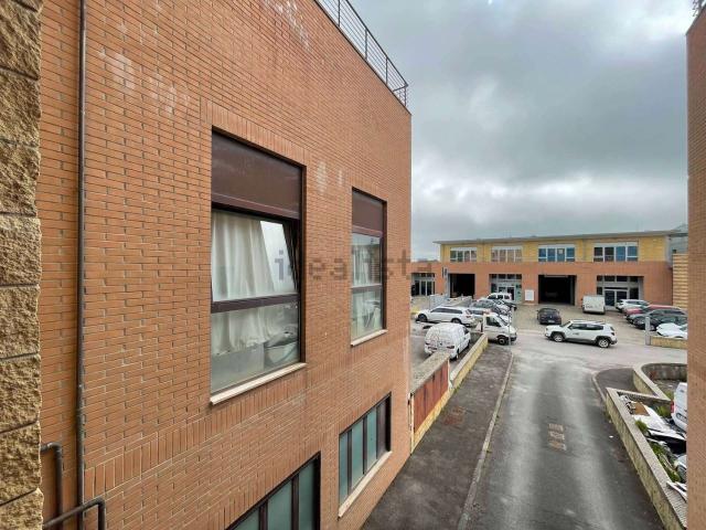 Locale in vendita di 108 m²