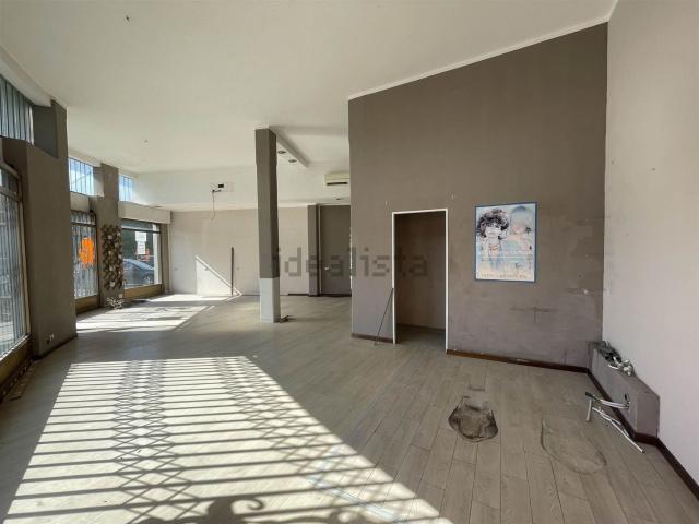 Locale in vendita di 108 m²