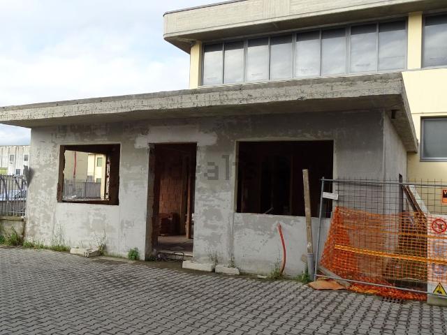 Locale in vendita di 108 m²