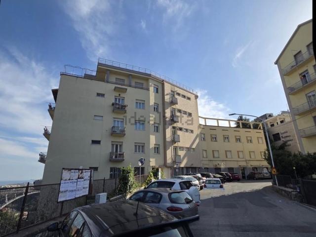 Locale in vendita di 109 m² in Via Francesco Crispi