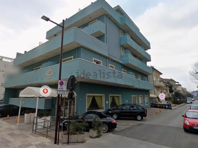 Locale in vendita di 1100 m²