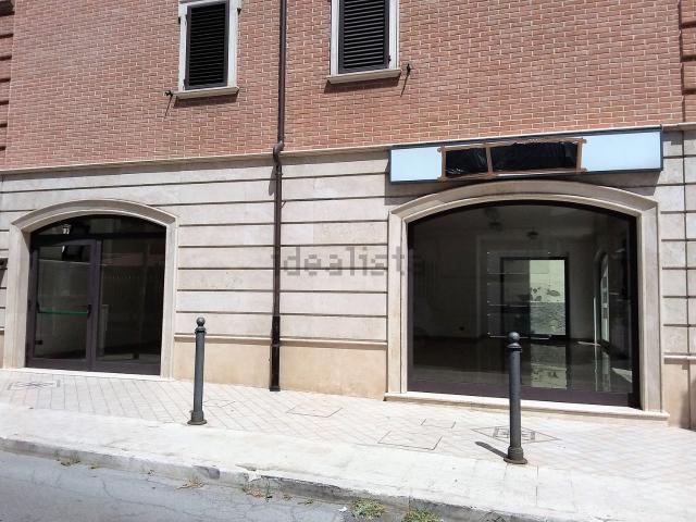 Locale in vendita di 110 m²