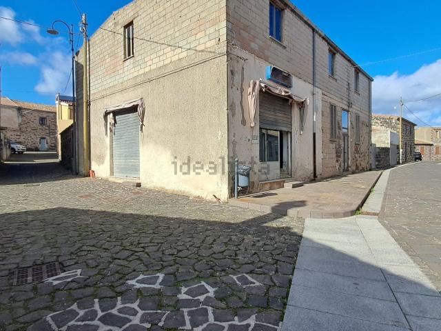 Locale in vendita di 110 m²