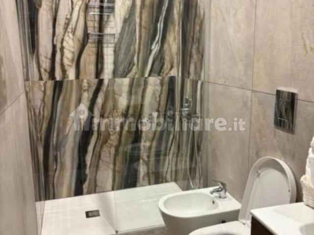 Locale in vendita di 110 m² in Via Francesco De Pinedo