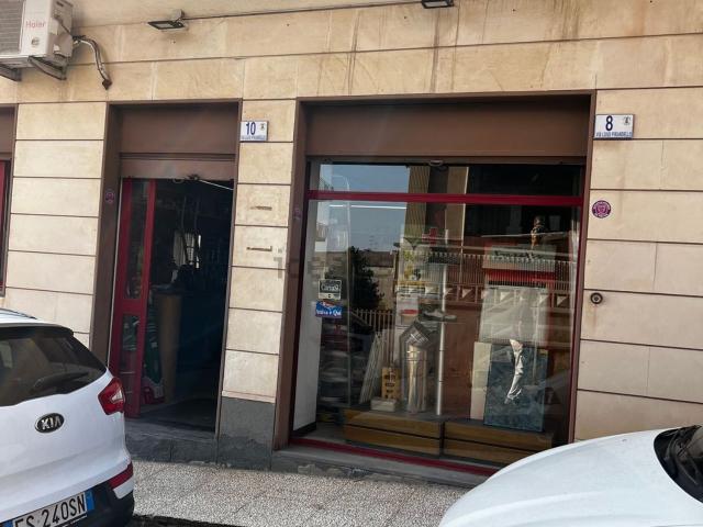Locale in vendita di 110 m² in Via Luigi Pirandello