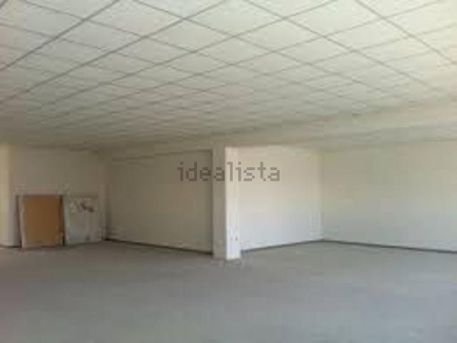 Locale in vendita di 110 m² in Via Michelozzo, 35