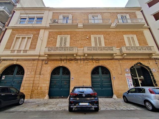 Locale in vendita di 110 m² in Via Salvatore Grande