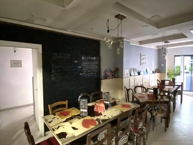 Locale in vendita di 110 m² in Via Pierluigi da Palestrina