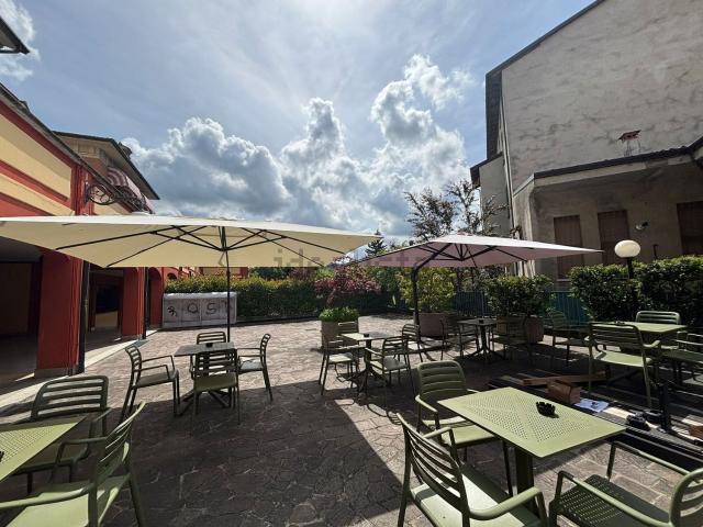 Locale in vendita di 110 m² in Via Roma, 1