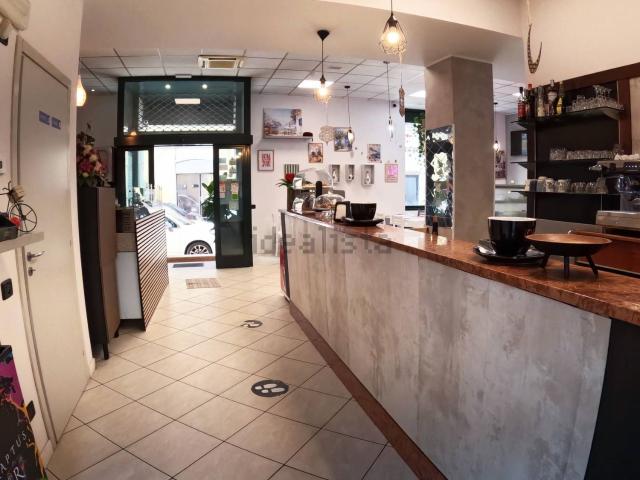 Locale in vendita di 110 m² in Via Teresa Ciceri