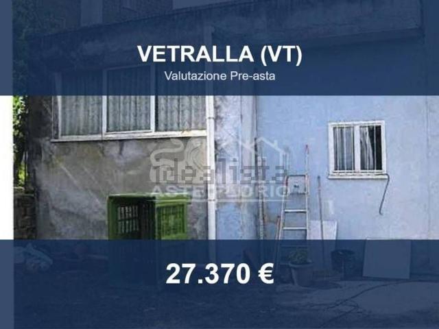 Locale in vendita di 110 m² in Via Valle Calandrella, 23