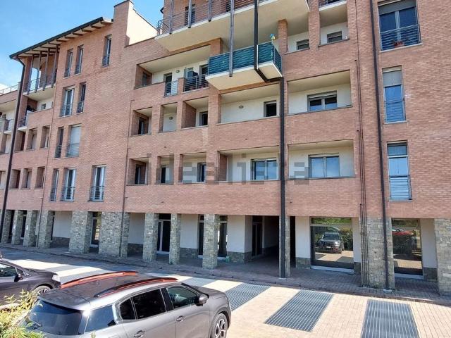 Locale in vendita di 110 m² in Viale Torino