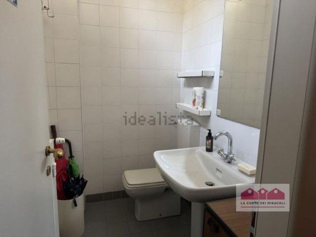 Locale in vendita di 110 m² in Viale Giuseppe Verdi