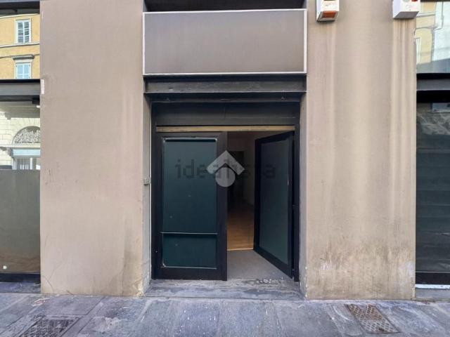 Locale in vendita di 110 m² in Corso Vittorio Emanuele II