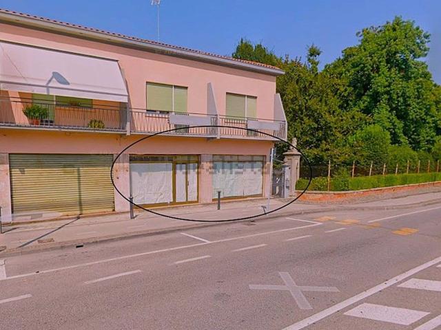 Locale in vendita di 110 m² in Piazza Marconi, 86