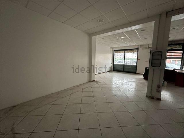 Locale in vendita di 111 m²