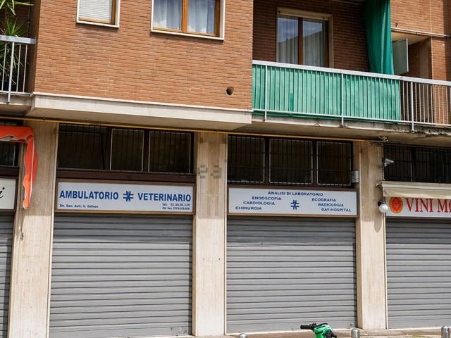 Locale in vendita di 112 m² in Via Sulmona, 23