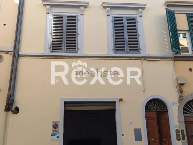 Locale in vendita di 113 m² in Via Santa Reparata, 21