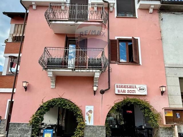 Locale in vendita di 115 m² in Via Giuseppe Mazzini, 13