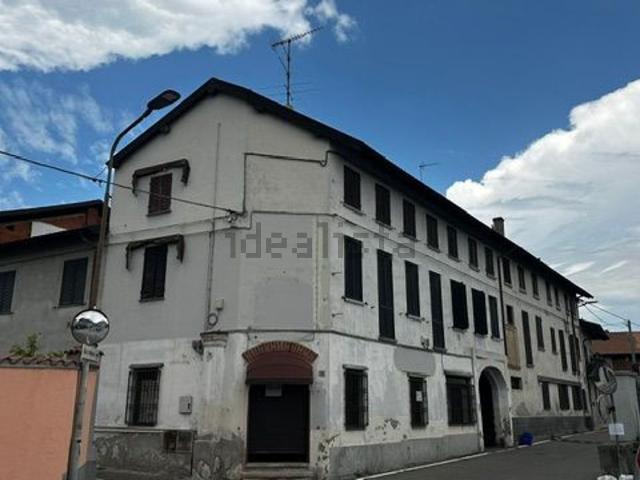 Locale in vendita di 115 m² in Via Jean De Fernex