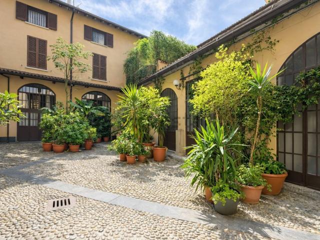 Locale in vendita di 115 m² in Via Solferino, 56
