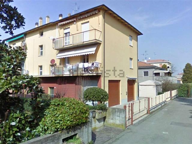 Locale in vendita di 115 m² in Via Pietro Mascagni, 8