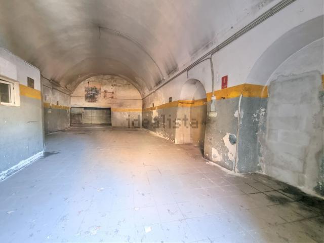 Locale in vendita di 116 m² in Via Ennio, 136