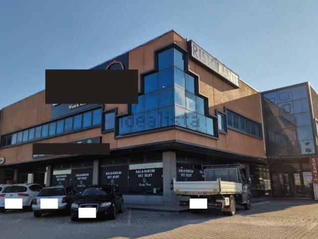 Locale in vendita di 117 m² in Via Zona Industriale
