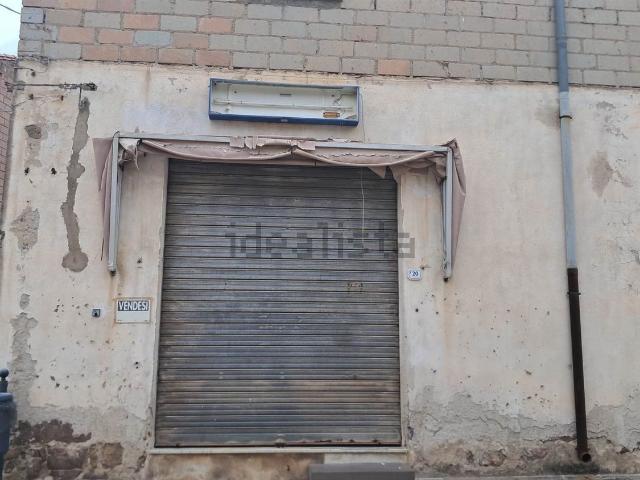 Locale in vendita di 118 m² in Via Roma, 20