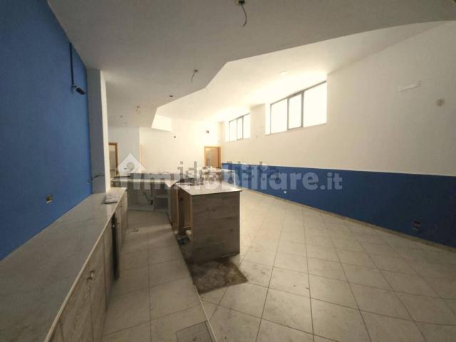 Locale in vendita di 120 m²