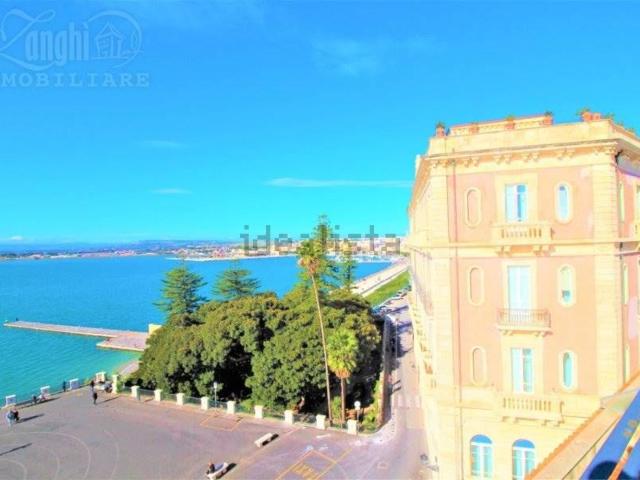 Locale in vendita di 120 m²