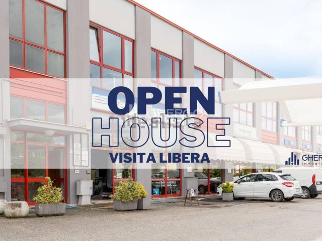 Locale in vendita di 120 m² in Via 24 Maggio 1915