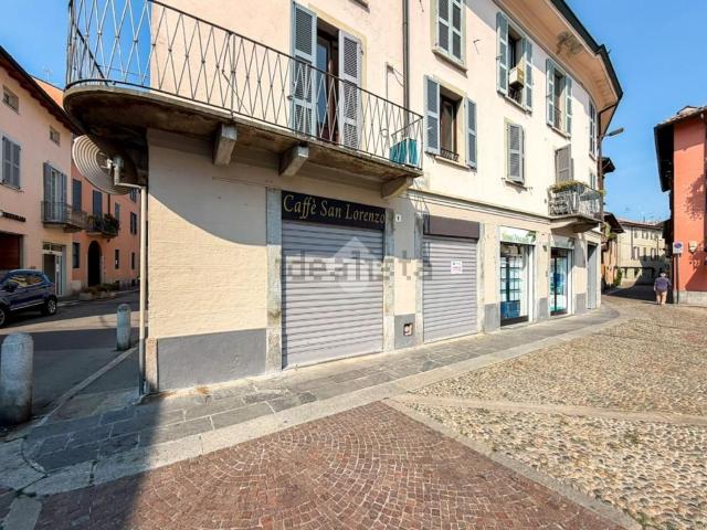 Locale in vendita di 120 m² in Via Giuseppe Garibaldi, 46